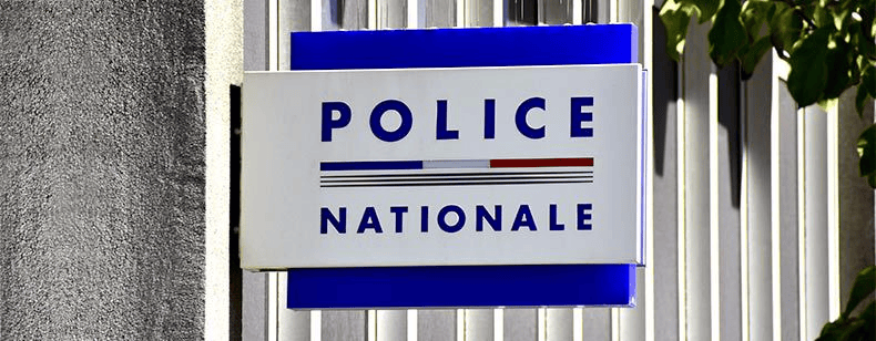 Image d'illustration panneau Police Nationale - Porter plainte en ligne : une nouvelle possibilité en France
