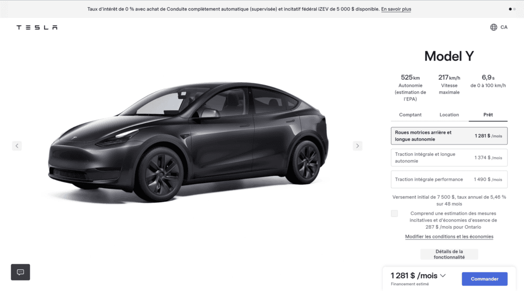 Le constructeur Tesla propose la vente de ses véhicules directement en ligne également