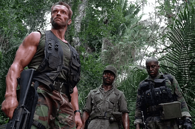 Predator ou Le Prédateur au Québec est un film de science-fiction américain de John McTiernan, sorti en 1987.